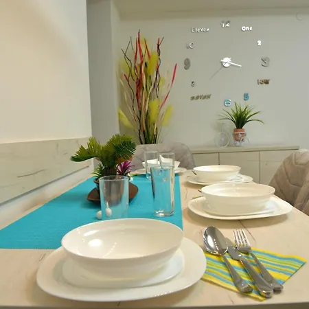 Apartment Stylish Blue & Modern Skopje